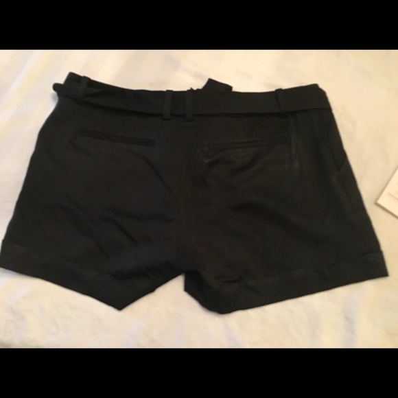 Black shorts - Picture 8 of 8